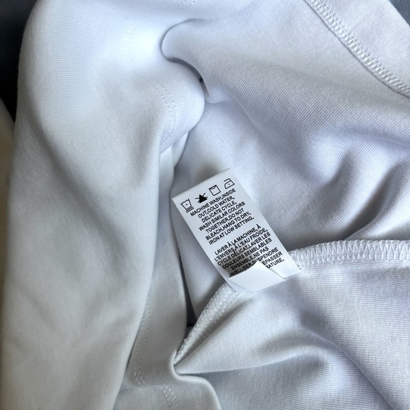 RW&Co Basic White Crew Neck T-Shirt *NWT* Large - Picture 6 of 9